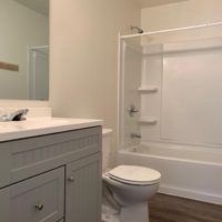 24 Franklin Apt. B Bathroom