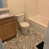 16 Palmer Apt. A Bathroom